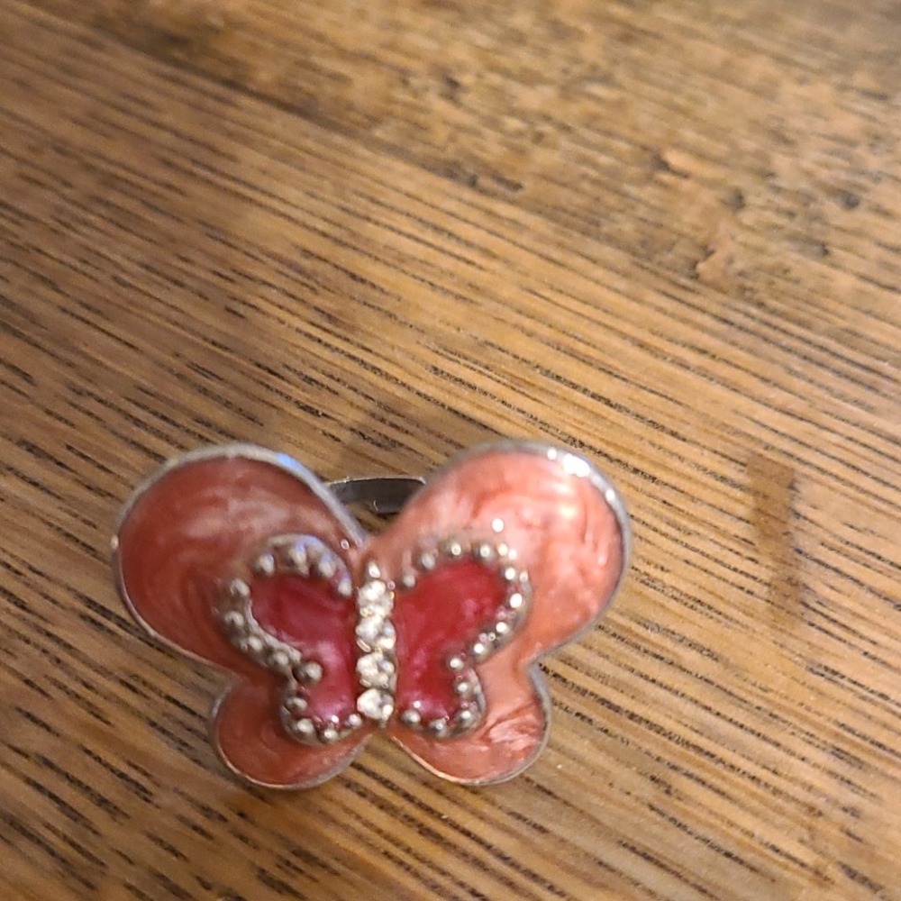 Various rings - Picture 5 of 5